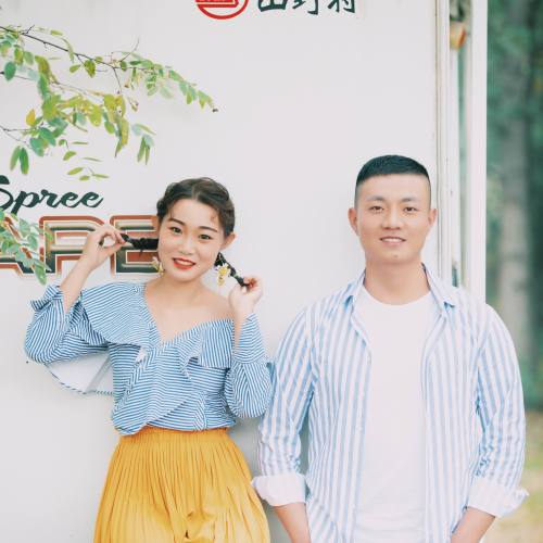 李文文 王云霞