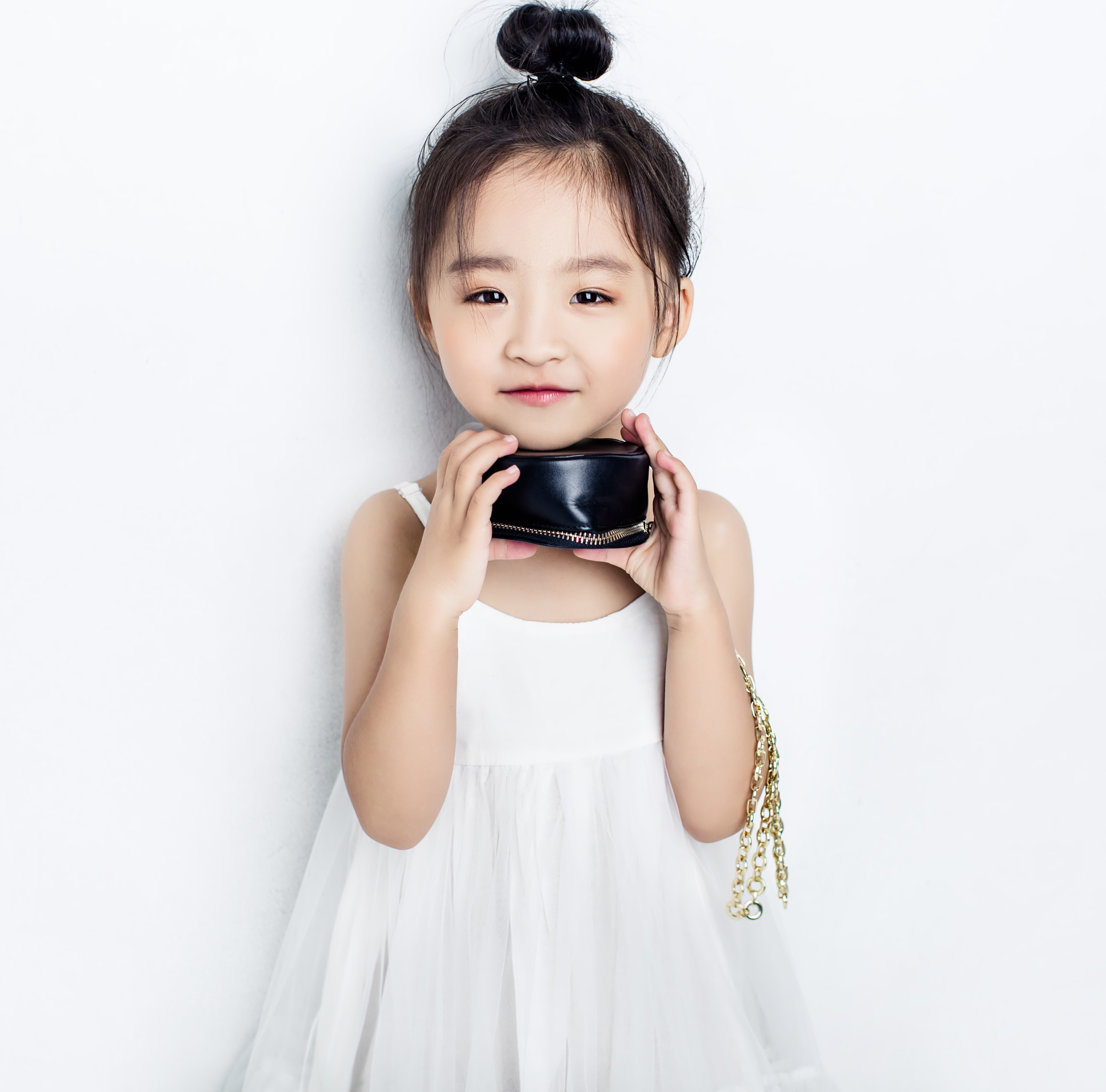 T?C kids 陳 樂 怡