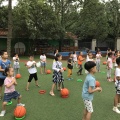 启蒙幼儿园大班走进海滨小学