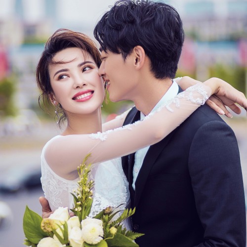 遠(yuǎn)卓影像婚紗攝影