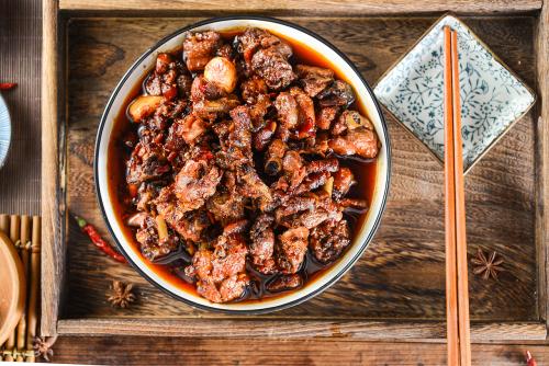 舌尖上的美食“辣子鸡&amp;apos;,曲靖鑫兴科技自制辣子鸡