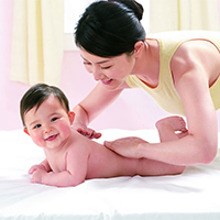 宝宝抚触的重要性-红房子孕妈妈学堂