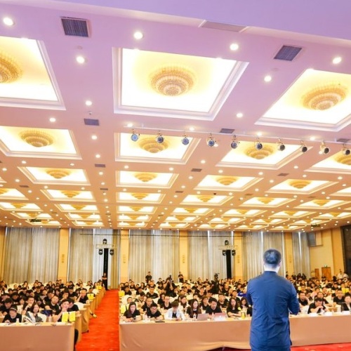 期待已久的《混南答辯成長營》來啦
