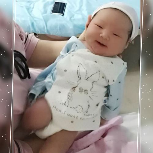 宝贝女儿“魏涴竹”满月纪念