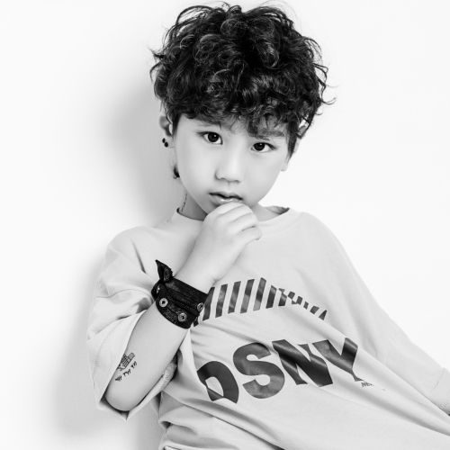 T?C kids 洪 宇 軒
